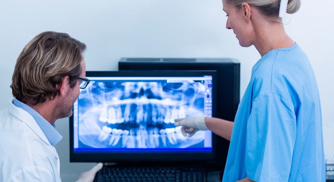 Diagnóstico digital en Clínica Doctores Romero para pacientes de Barrio de Salamanca