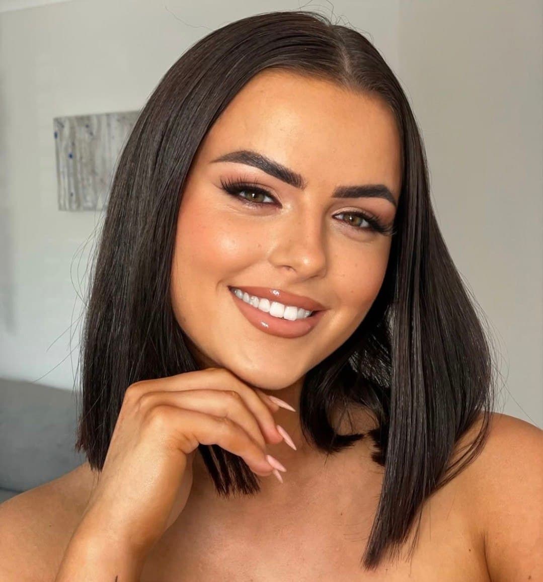 Sonrisa natural y proporcionada en estética dental conservadora